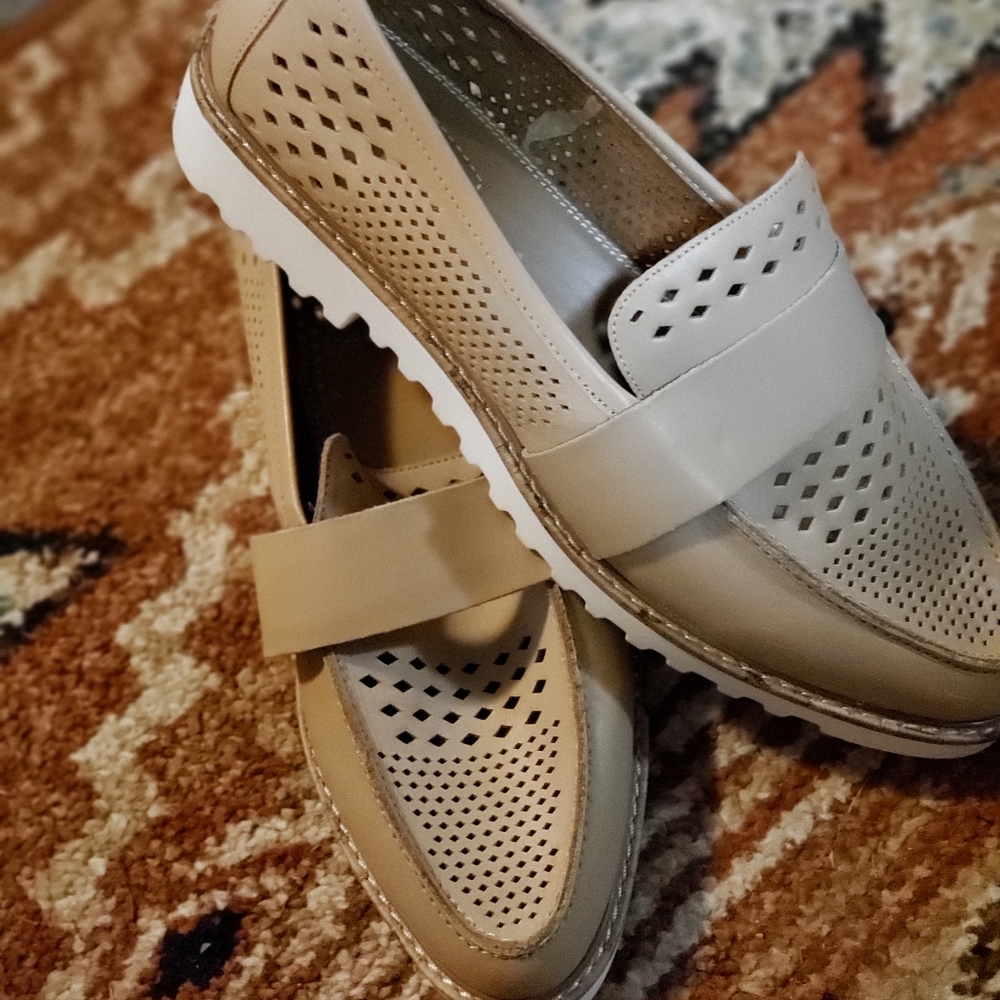 Crown Vintage Loafer size 10